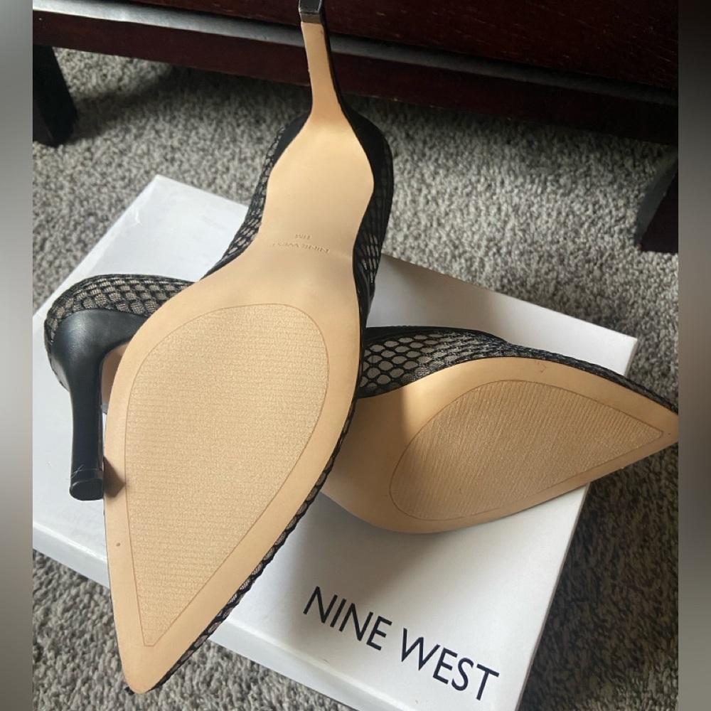 Nine West Black Mesh Women's Heels size 11 - Picture 7 of 8